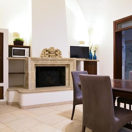 Milestone Inn Lecce Exterior foto